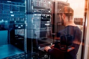 Lee más sobre el artículo COVID-19 COMO ACELERACIÓN DEL DESARROLLO TECNOLÓGICO