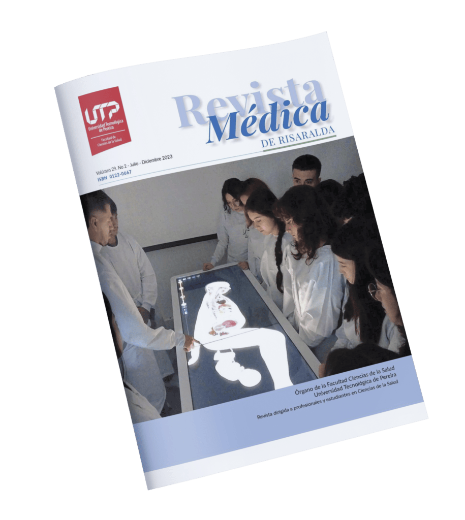 INVESTIGACIONES Portada de "Revista Médica de Risaralda" que muestra a un grupo de estudiantes de medicina con batas blancas reunidos alrededor de una mesa de estudio anatómico iluminada.