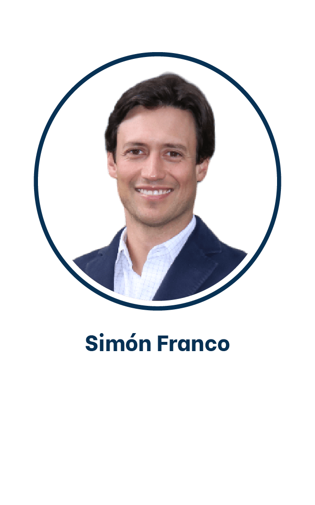 Imagen de una persona llamada Simón Franco sonriendo, vistiendo un blazer oscuro sobre una camisa clara, enmarcada en un borde circular. Esta foto es de su perfil en Bitacora.